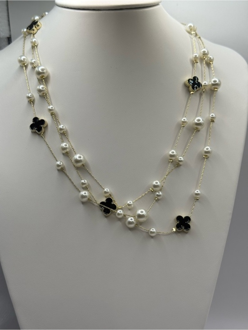 Gold Pearl Station Necklace with Red Bourdeaux clover Accent